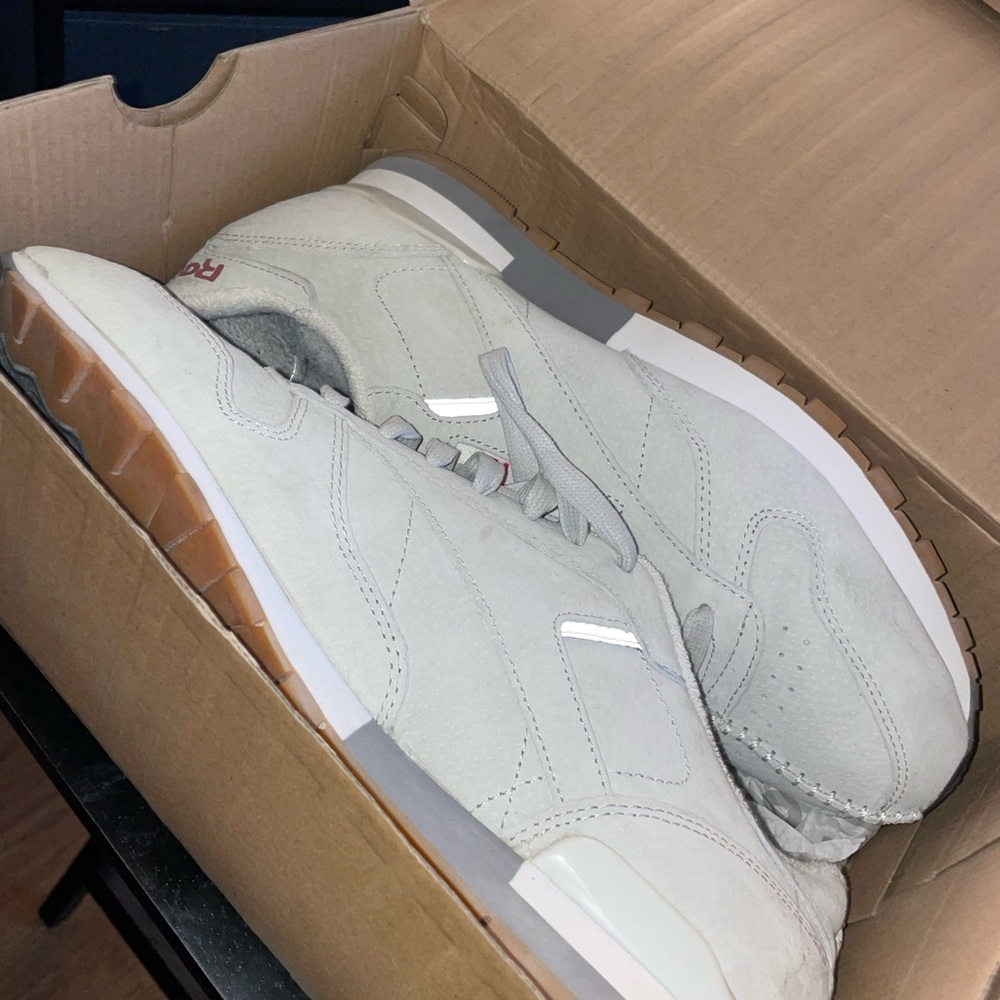 Kendrick Lamar Reebok Classic size 10.5